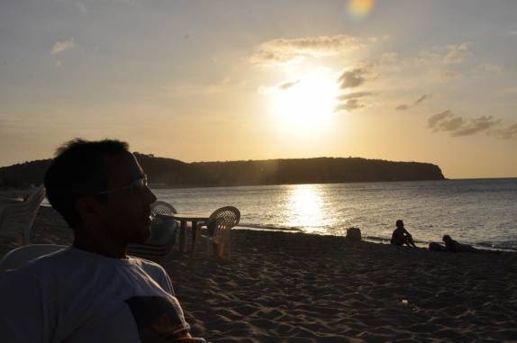 Pôr-do-sol na Baie Rouge, região de Marigot - St Martin, no Caribe